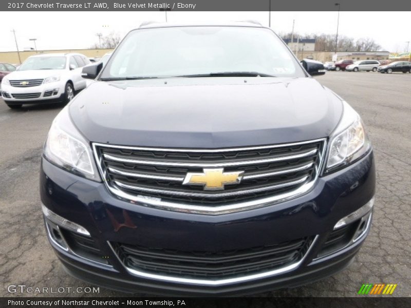 Blue Velvet Metallic / Ebony 2017 Chevrolet Traverse LT AWD