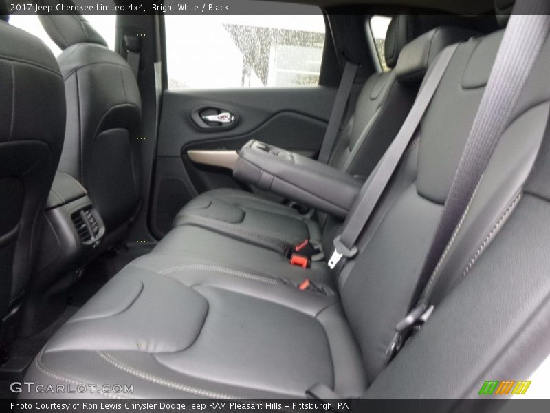 Bright White / Black 2017 Jeep Cherokee Limited 4x4