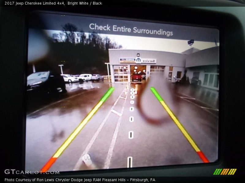 Bright White / Black 2017 Jeep Cherokee Limited 4x4