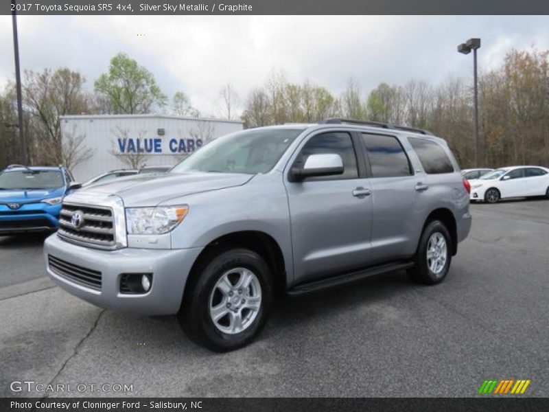 Front 3/4 View of 2017 Sequoia SR5 4x4