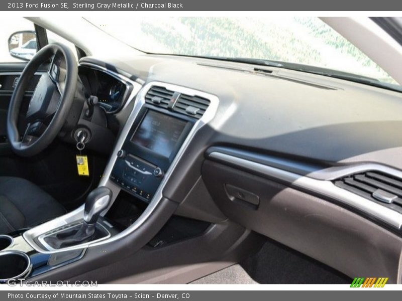 Sterling Gray Metallic / Charcoal Black 2013 Ford Fusion SE