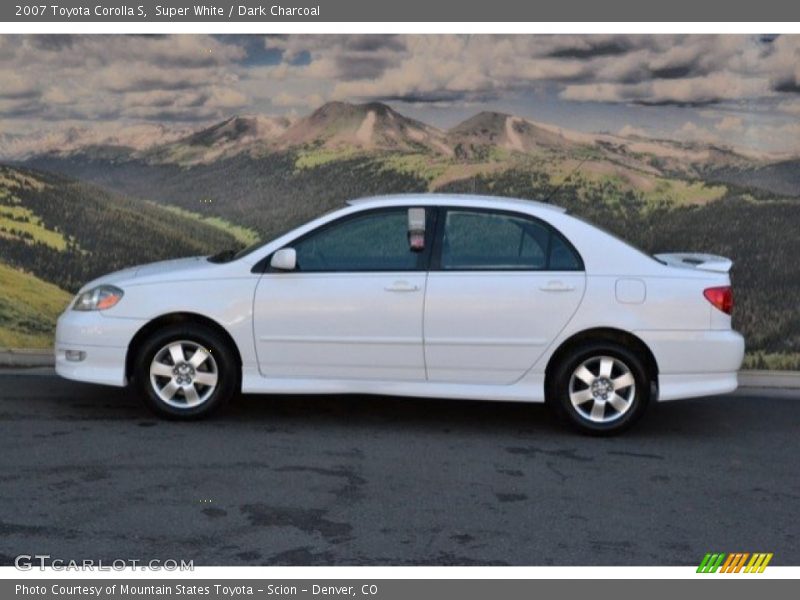 Super White / Dark Charcoal 2007 Toyota Corolla S