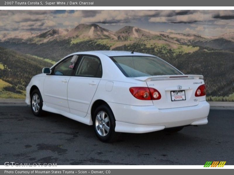 Super White / Dark Charcoal 2007 Toyota Corolla S
