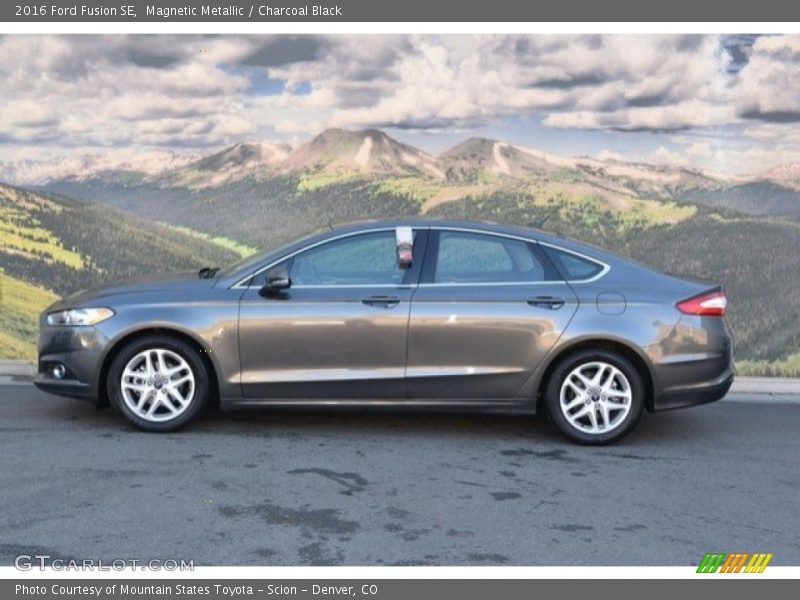 Magnetic Metallic / Charcoal Black 2016 Ford Fusion SE