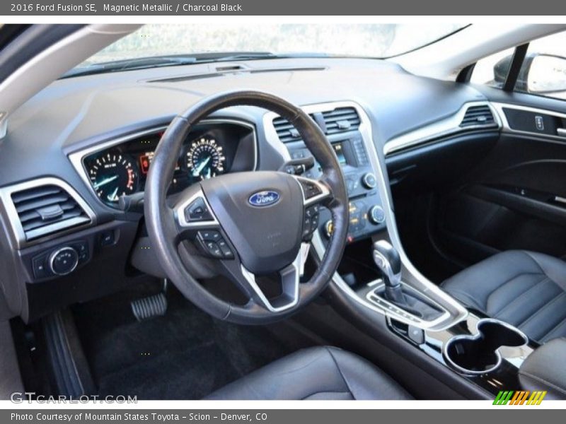 Magnetic Metallic / Charcoal Black 2016 Ford Fusion SE