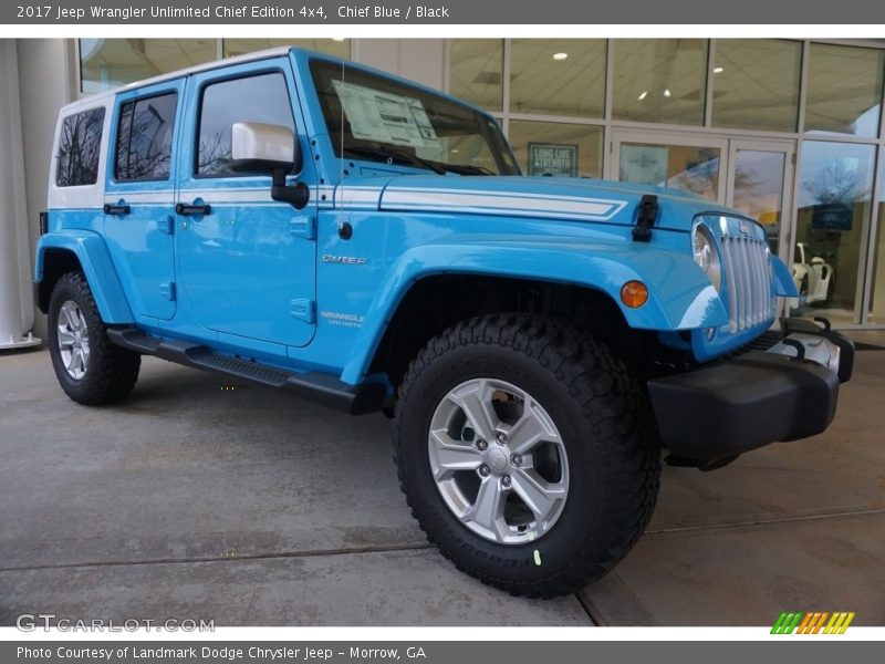 Front 3/4 View of 2017 Wrangler Unlimited Chief Edition 4x4