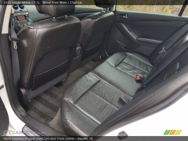 Winter Frost White / Charcoal 2010 Nissan Altima 2.5 SL