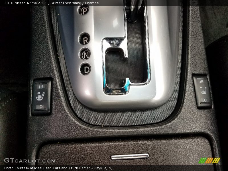 Winter Frost White / Charcoal 2010 Nissan Altima 2.5 SL