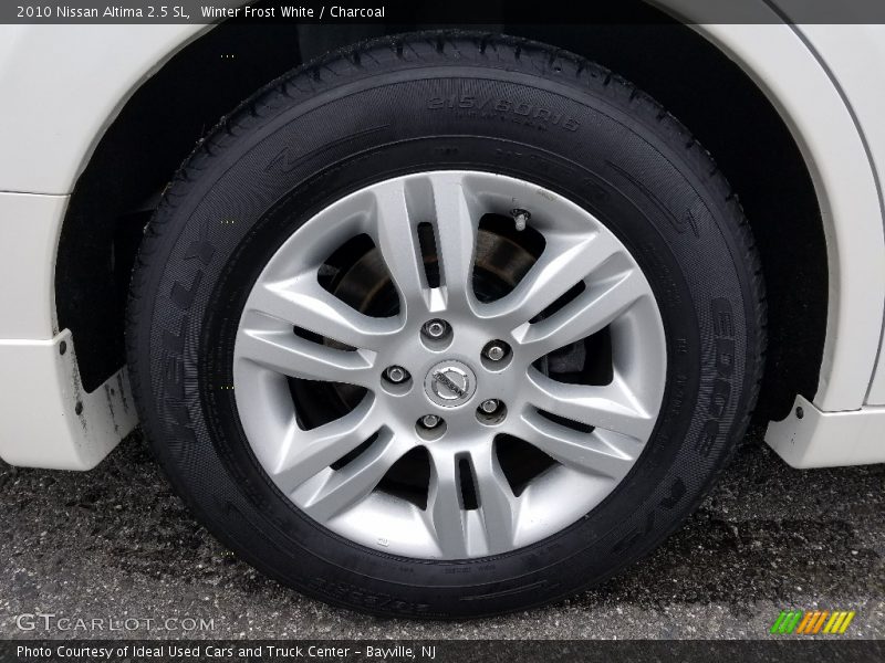 Winter Frost White / Charcoal 2010 Nissan Altima 2.5 SL