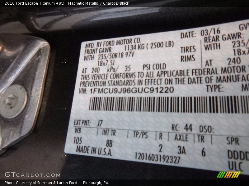 Magnetic Metallic / Charcoal Black 2016 Ford Escape Titanium 4WD