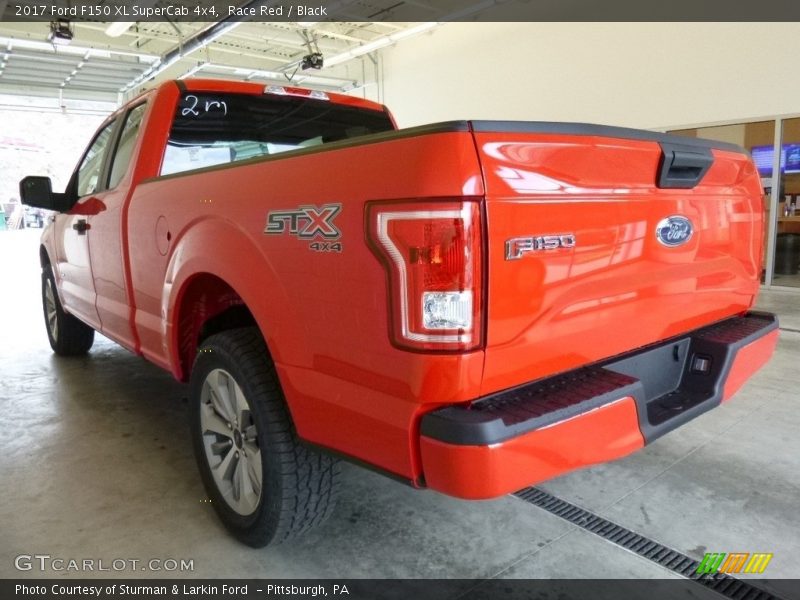 Race Red / Black 2017 Ford F150 XL SuperCab 4x4