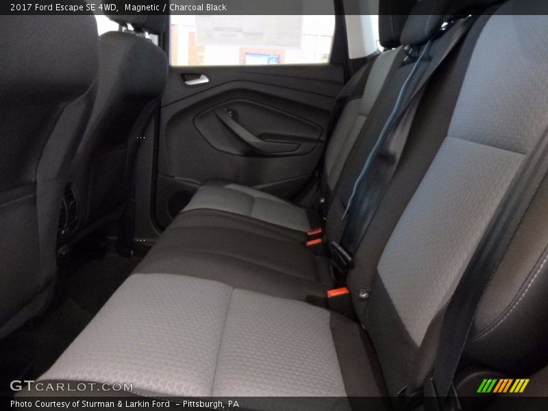 Magnetic / Charcoal Black 2017 Ford Escape SE 4WD