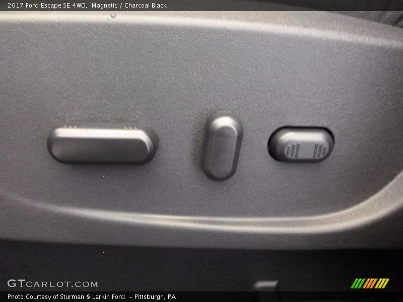 Magnetic / Charcoal Black 2017 Ford Escape SE 4WD