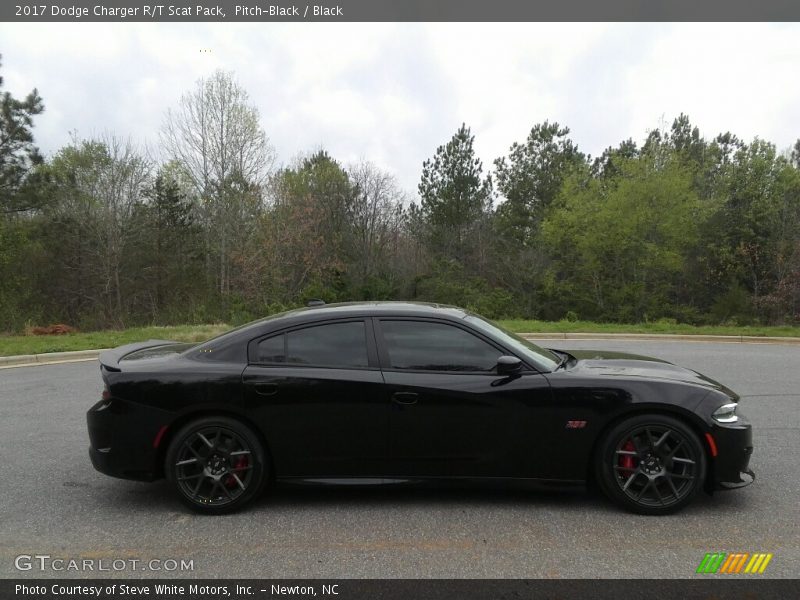 Pitch-Black / Black 2017 Dodge Charger R/T Scat Pack