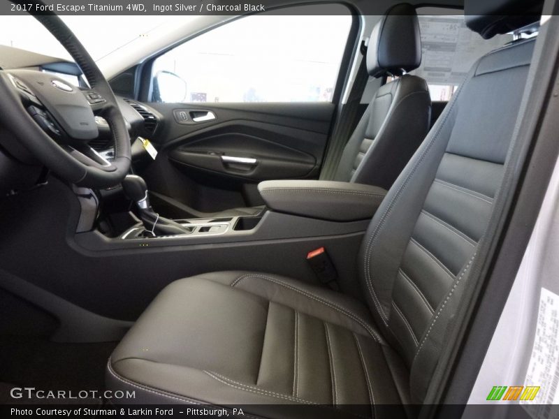 Ingot Silver / Charcoal Black 2017 Ford Escape Titanium 4WD