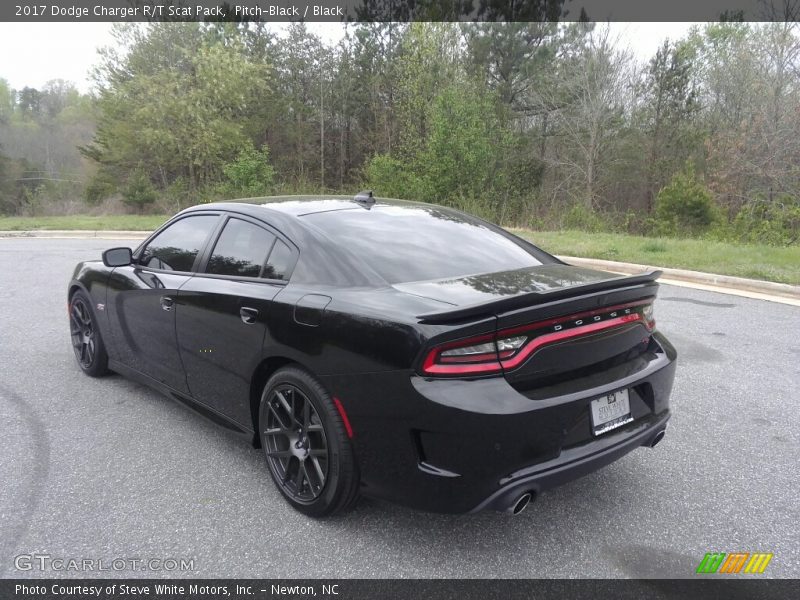 Pitch-Black / Black 2017 Dodge Charger R/T Scat Pack