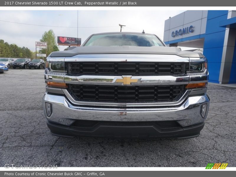 Pepperdust Metallic / Jet Black 2017 Chevrolet Silverado 1500 LT Crew Cab