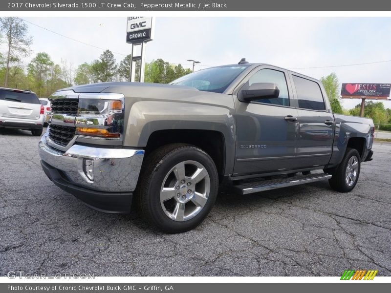 Pepperdust Metallic / Jet Black 2017 Chevrolet Silverado 1500 LT Crew Cab