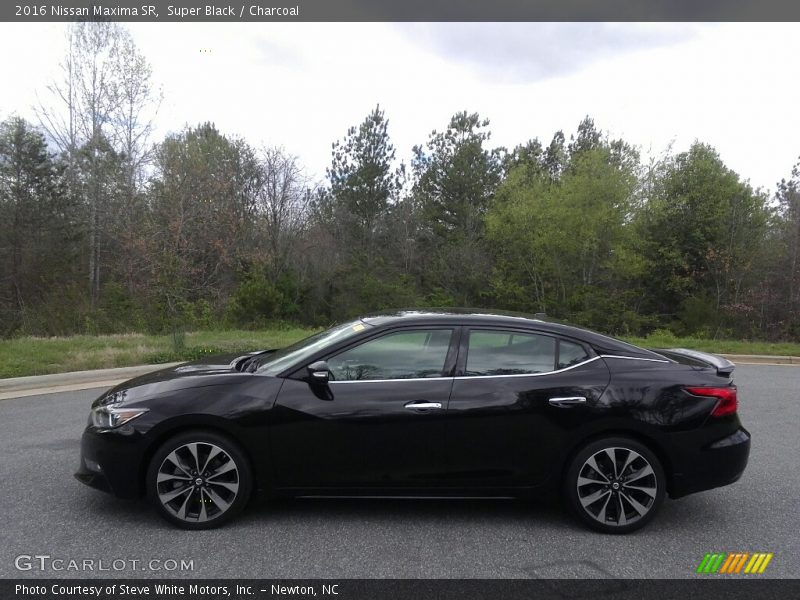 Super Black / Charcoal 2016 Nissan Maxima SR