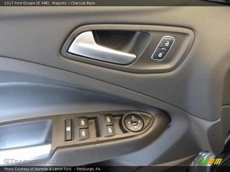 Magnetic / Charcoal Black 2017 Ford Escape SE 4WD