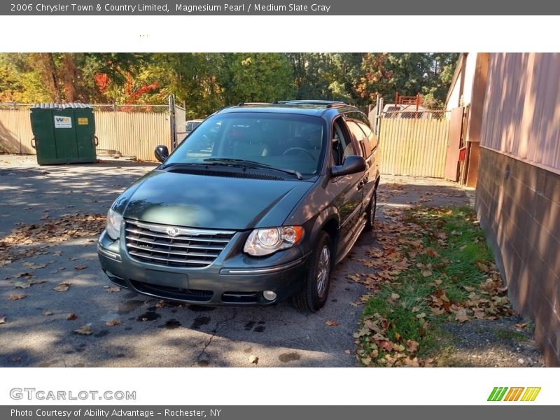 Magnesium Pearl / Medium Slate Gray 2006 Chrysler Town & Country Limited