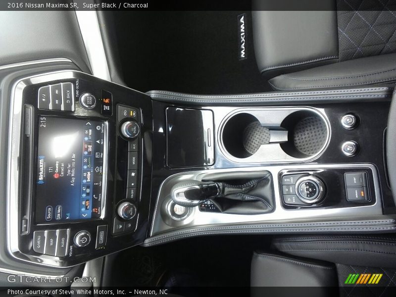 Super Black / Charcoal 2016 Nissan Maxima SR