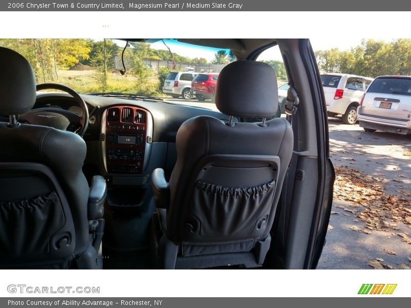 Magnesium Pearl / Medium Slate Gray 2006 Chrysler Town & Country Limited