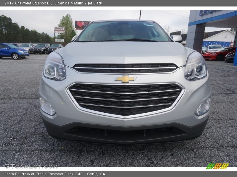 Silver Ice Metallic / Jet Black 2017 Chevrolet Equinox LT