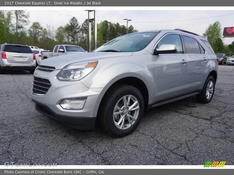 Silver Ice Metallic / Jet Black 2017 Chevrolet Equinox LT