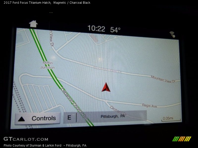 Magnetic / Charcoal Black 2017 Ford Focus Titanium Hatch