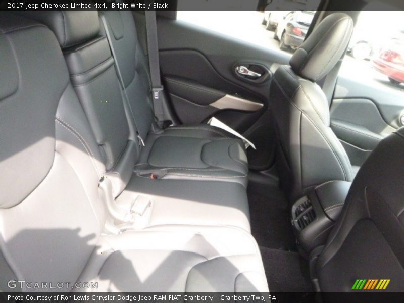 Bright White / Black 2017 Jeep Cherokee Limited 4x4