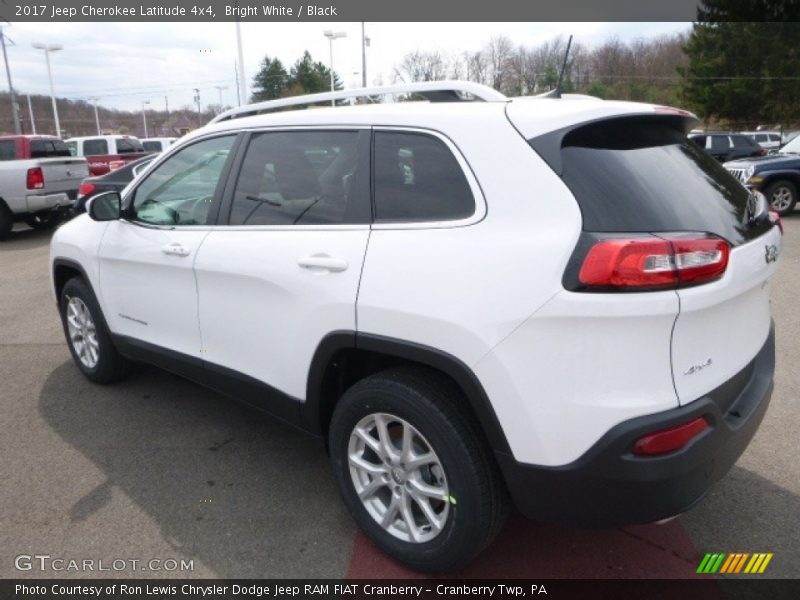 Bright White / Black 2017 Jeep Cherokee Latitude 4x4