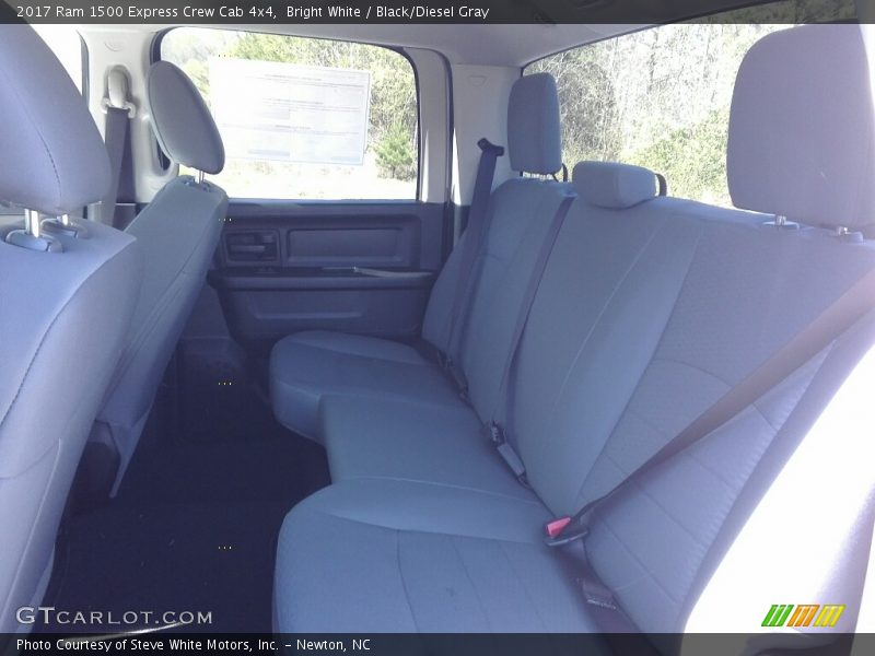 Bright White / Black/Diesel Gray 2017 Ram 1500 Express Crew Cab 4x4
