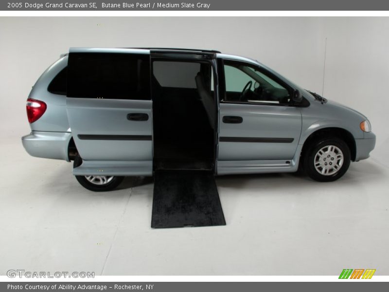 Butane Blue Pearl / Medium Slate Gray 2005 Dodge Grand Caravan SE