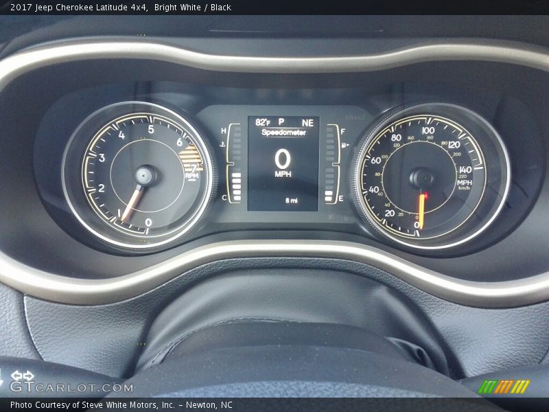 Bright White / Black 2017 Jeep Cherokee Latitude 4x4