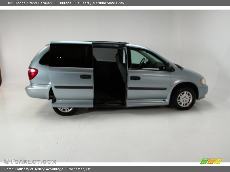 Butane Blue Pearl / Medium Slate Gray 2005 Dodge Grand Caravan SE