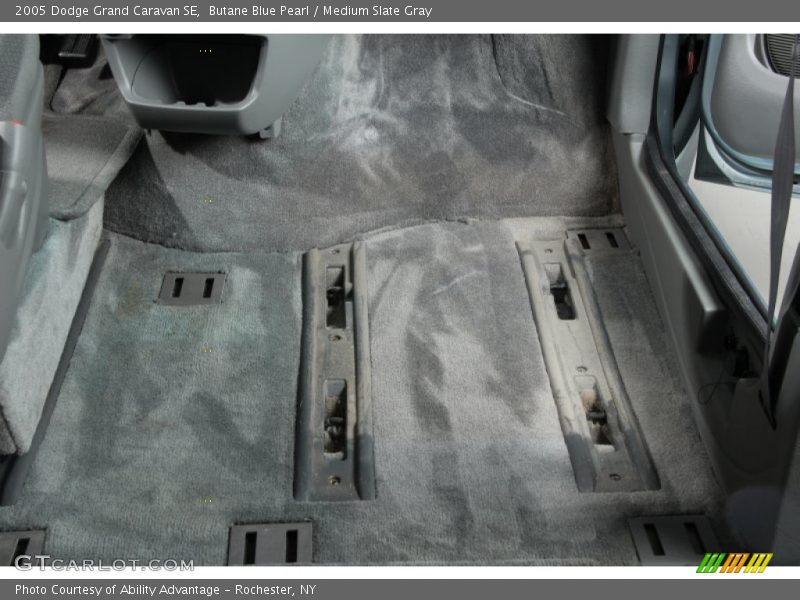 Butane Blue Pearl / Medium Slate Gray 2005 Dodge Grand Caravan SE