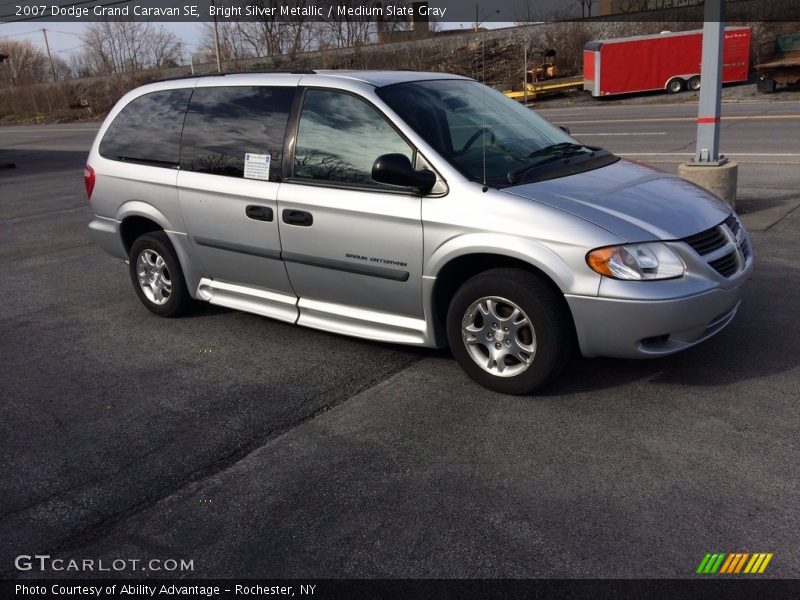 Bright Silver Metallic / Medium Slate Gray 2007 Dodge Grand Caravan SE