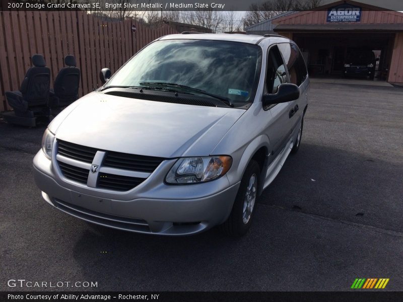 Bright Silver Metallic / Medium Slate Gray 2007 Dodge Grand Caravan SE