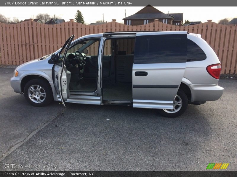 Bright Silver Metallic / Medium Slate Gray 2007 Dodge Grand Caravan SE