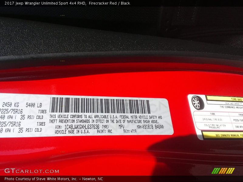 Firecracker Red / Black 2017 Jeep Wrangler Unlimited Sport 4x4 RHD
