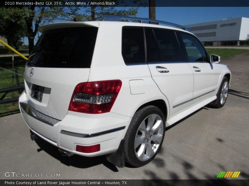 Arctic White / Almond/Black 2010 Mercedes-Benz GLK 350