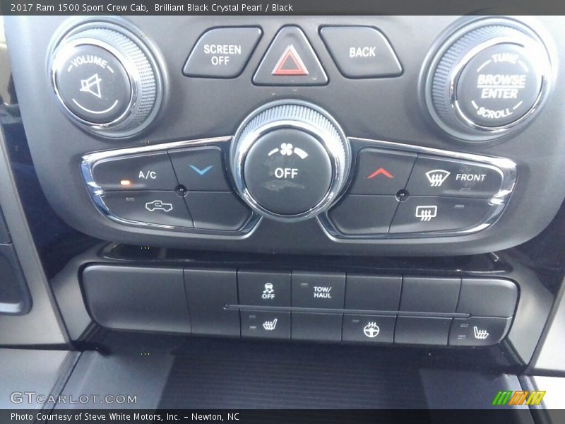 Brilliant Black Crystal Pearl / Black 2017 Ram 1500 Sport Crew Cab