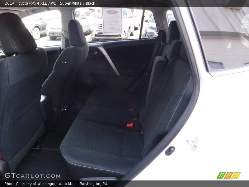 Super White / Black 2014 Toyota RAV4 XLE AWD