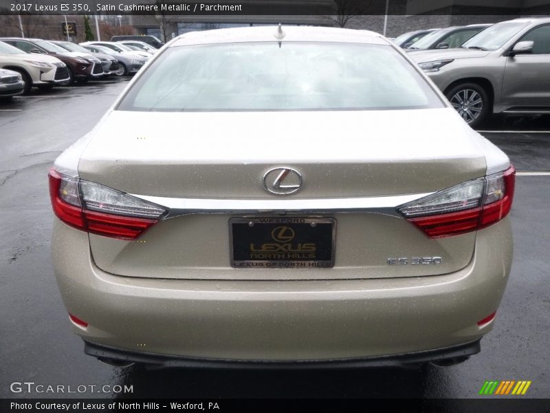 Satin Cashmere Metallic / Parchment 2017 Lexus ES 350