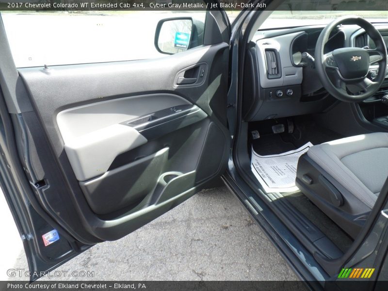 Cyber Gray Metallic / Jet Black/­Dark Ash 2017 Chevrolet Colorado WT Extended Cab 4x4
