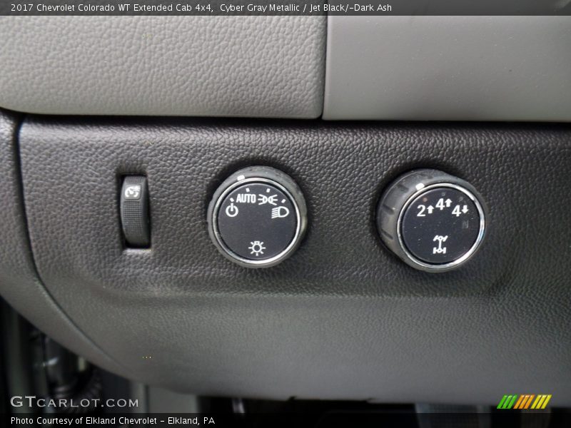 Cyber Gray Metallic / Jet Black/­Dark Ash 2017 Chevrolet Colorado WT Extended Cab 4x4