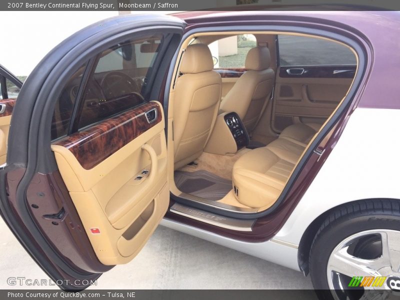 Moonbeam / Saffron 2007 Bentley Continental Flying Spur