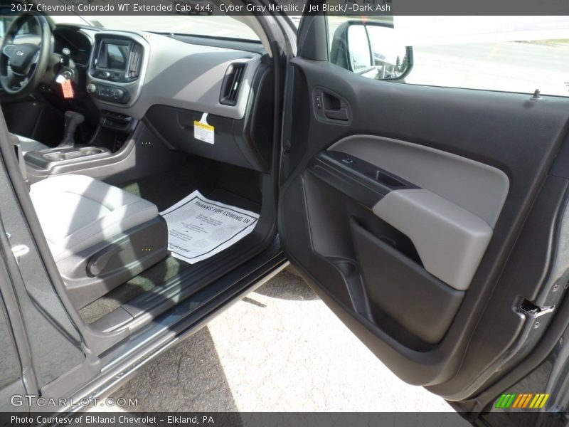 Cyber Gray Metallic / Jet Black/­Dark Ash 2017 Chevrolet Colorado WT Extended Cab 4x4