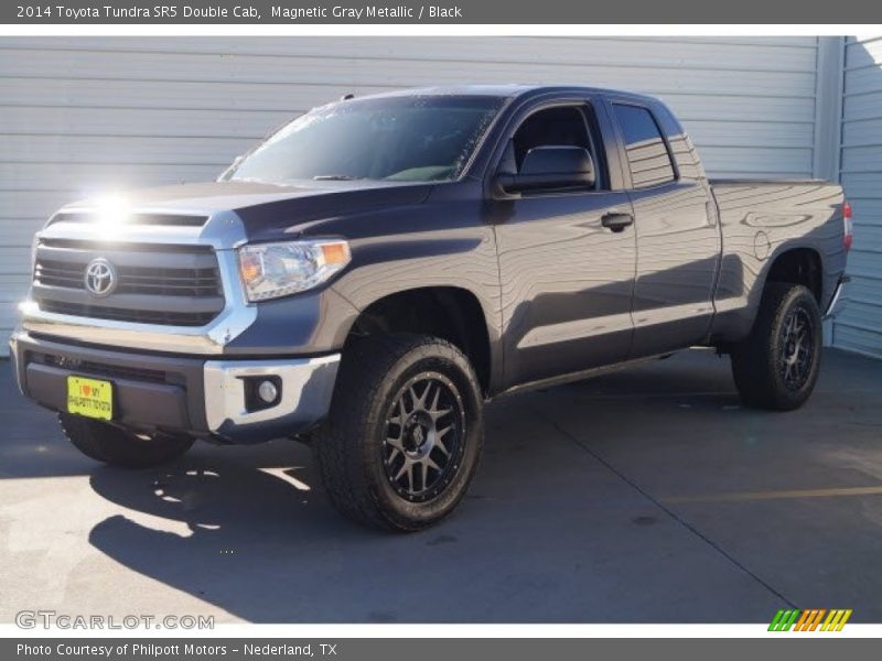 Magnetic Gray Metallic / Black 2014 Toyota Tundra SR5 Double Cab